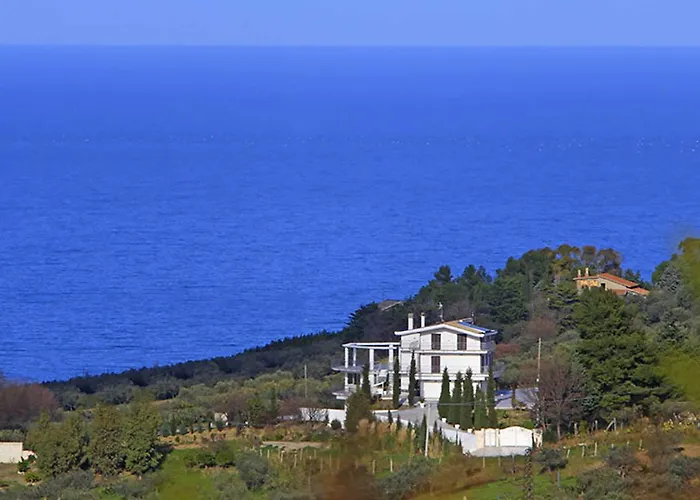 Курортный комплекс La Collina Dei Colori